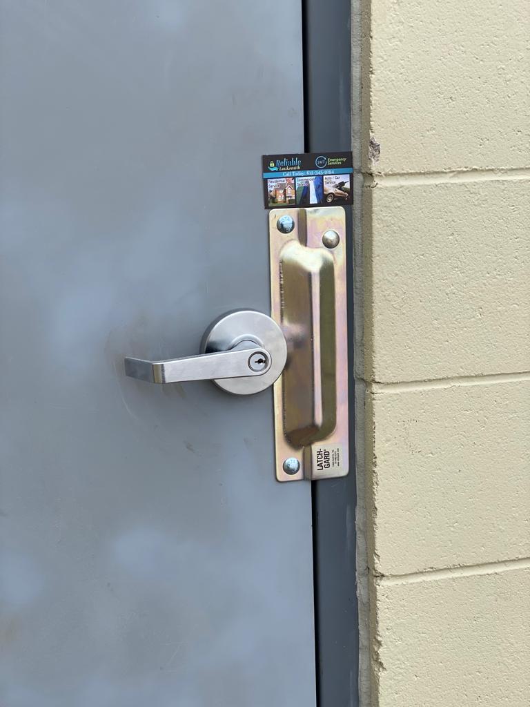 Commercial locksmith services by Reliable locksmith