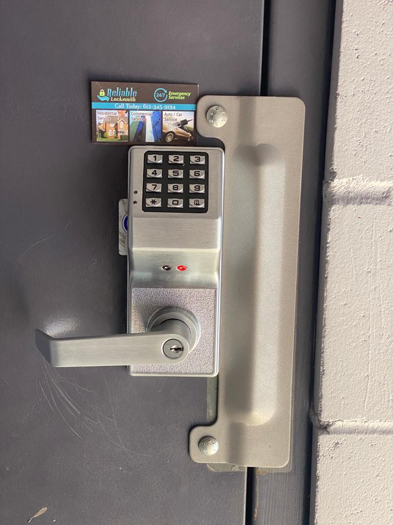 Commercial locksmith services Brooklyn Center MN
