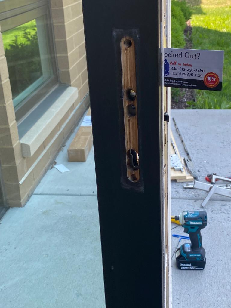 3 Point lock installed by Reliable Locksmith in St Paul MN (9)