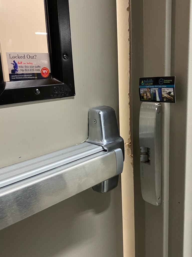 locks changed job in mall of america by reliable locksmith (12)