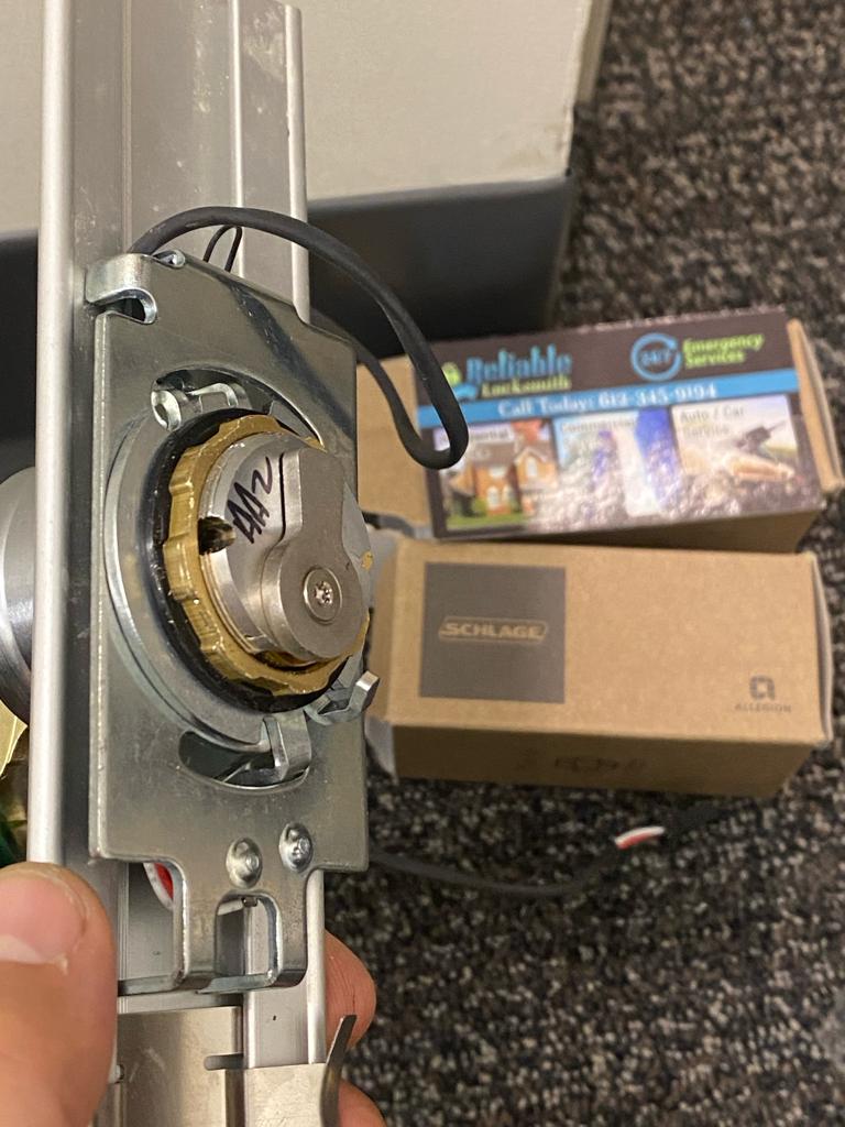 locks changed job in mall of america by reliable locksmith (9)