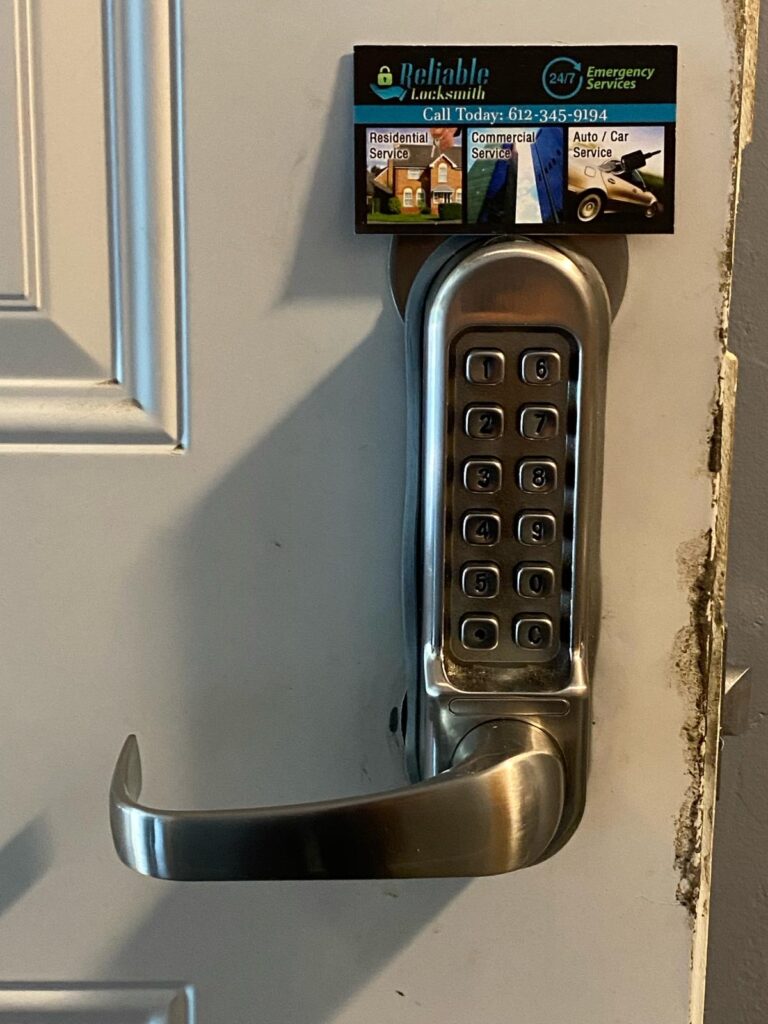 Keypads installed by reliable locksmith (10)