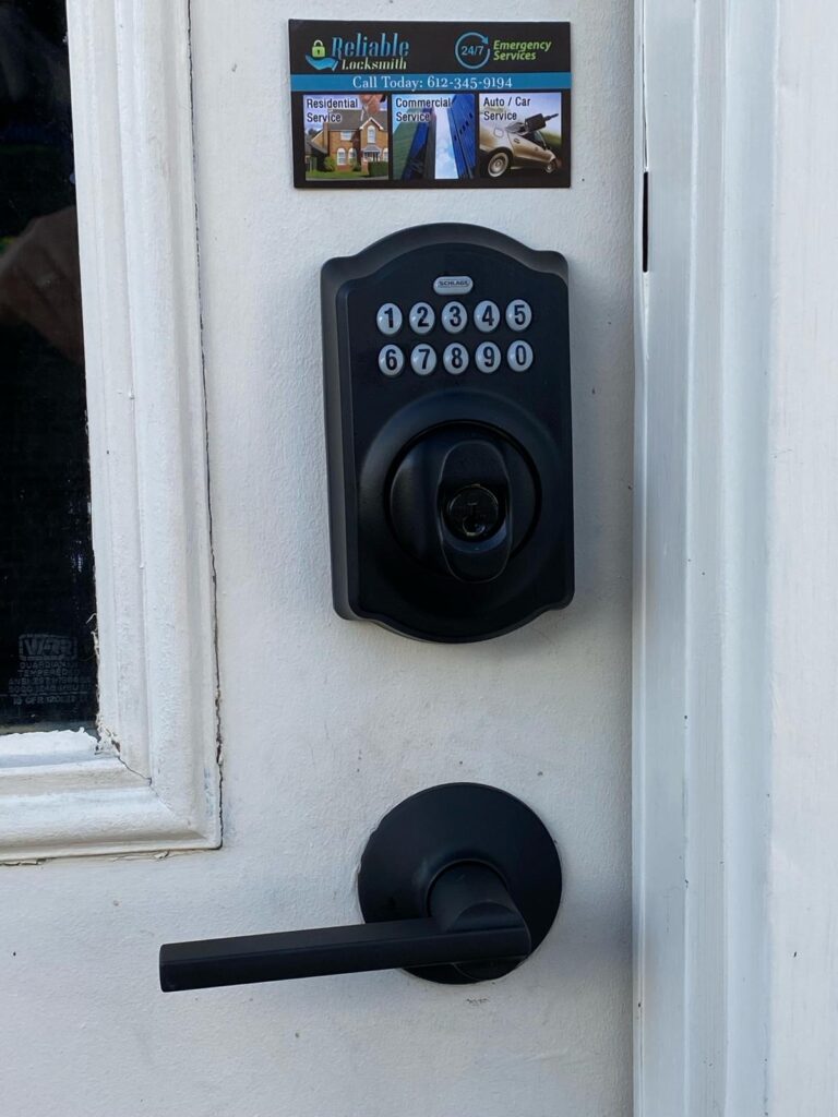 Keypads installed by reliable locksmith (12)