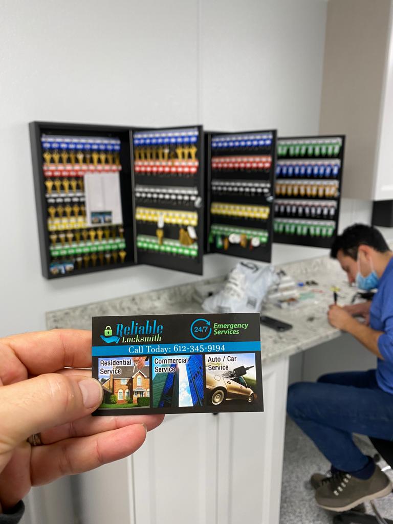 Locks changed services in (4)