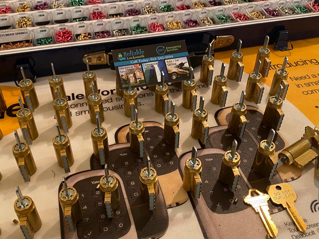 Emergency locksmith services Rogers MN