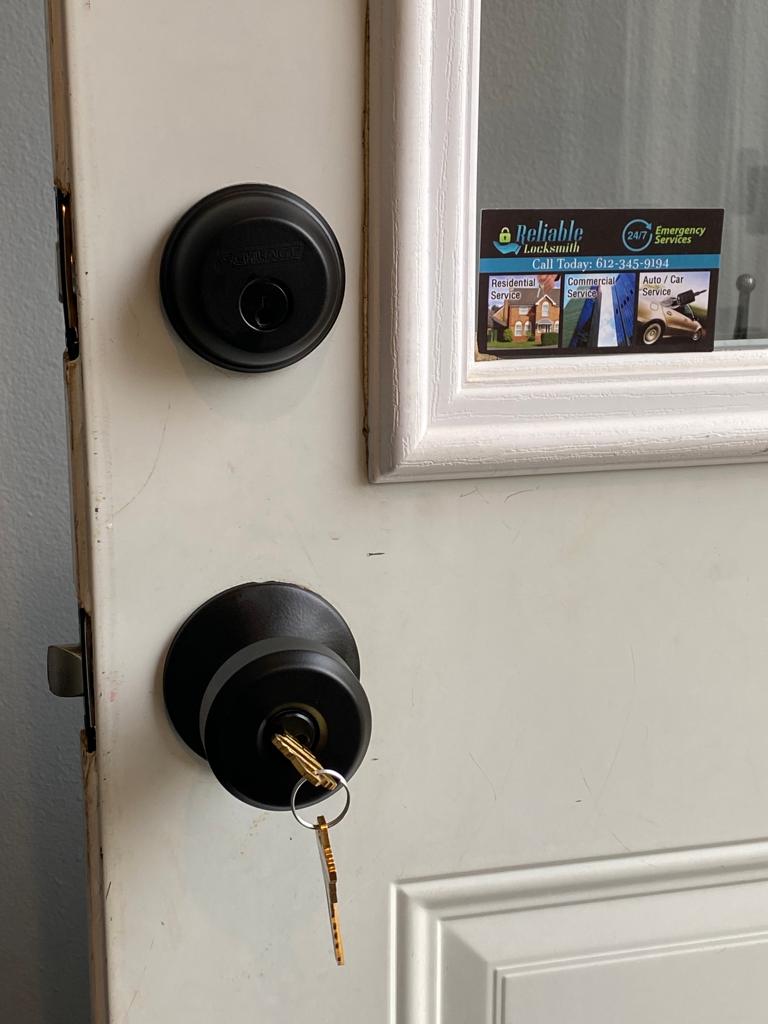 Schlage Lock install in St Louis Park MN ny reliable locksmith