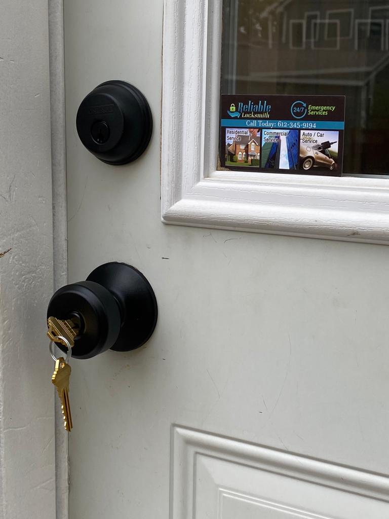 Schlage Lock install in St Louis Park MN ny reliable locksmith